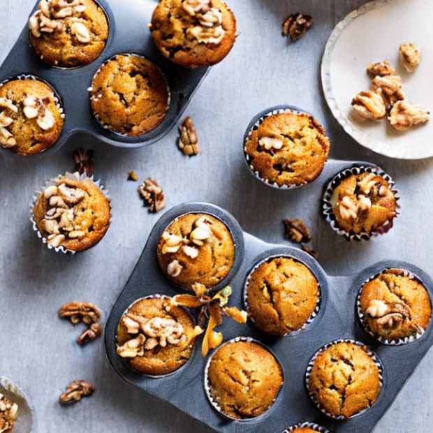 Gulrotmuffins med valnøtter