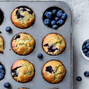 Sunne bananmuffins med blåbær